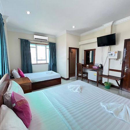 Seng Hout Hotel Battambang Exterior foto